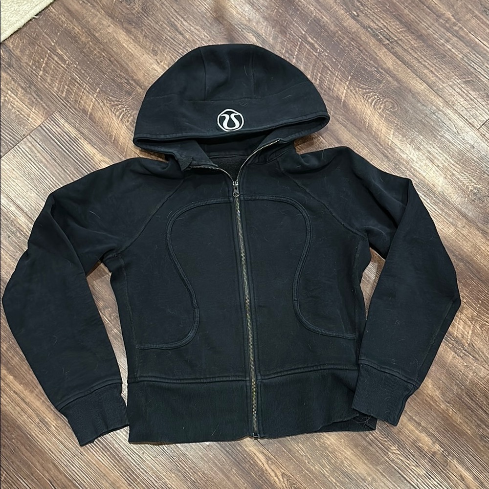 Lululemon Scuba Hoodie - Older‎ Style - Picture 2 of 4
